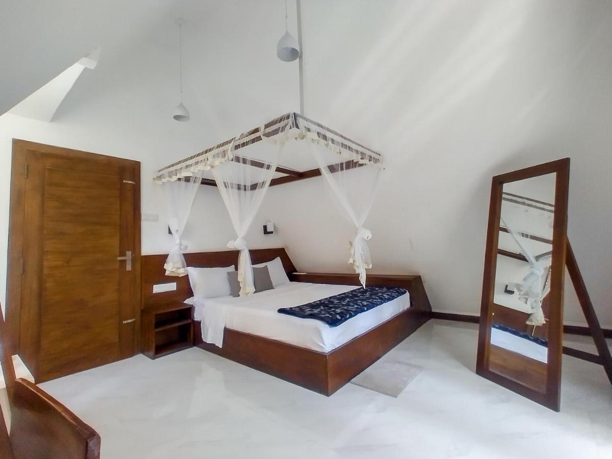 Once In Ella Hotel Ngoại thất bức ảnh