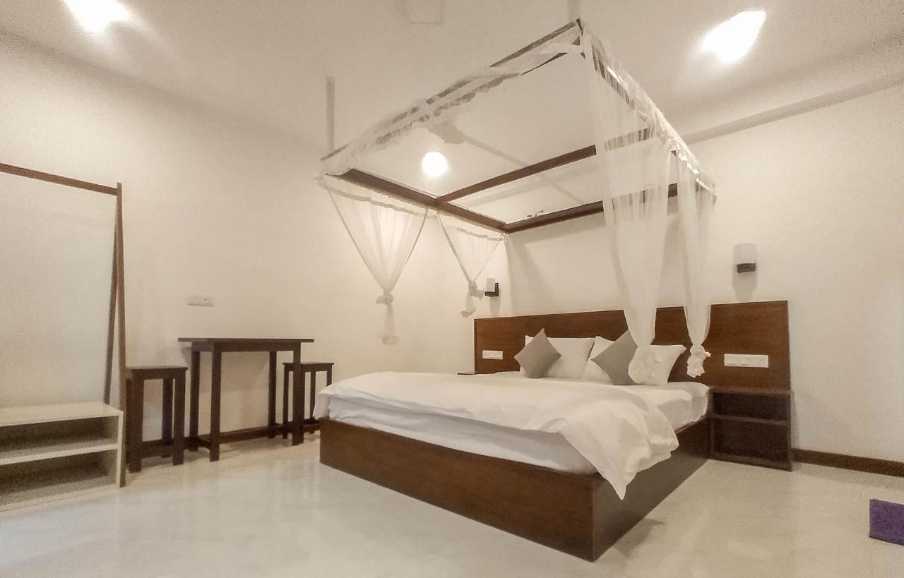 Once In Ella Hotel Ngoại thất bức ảnh