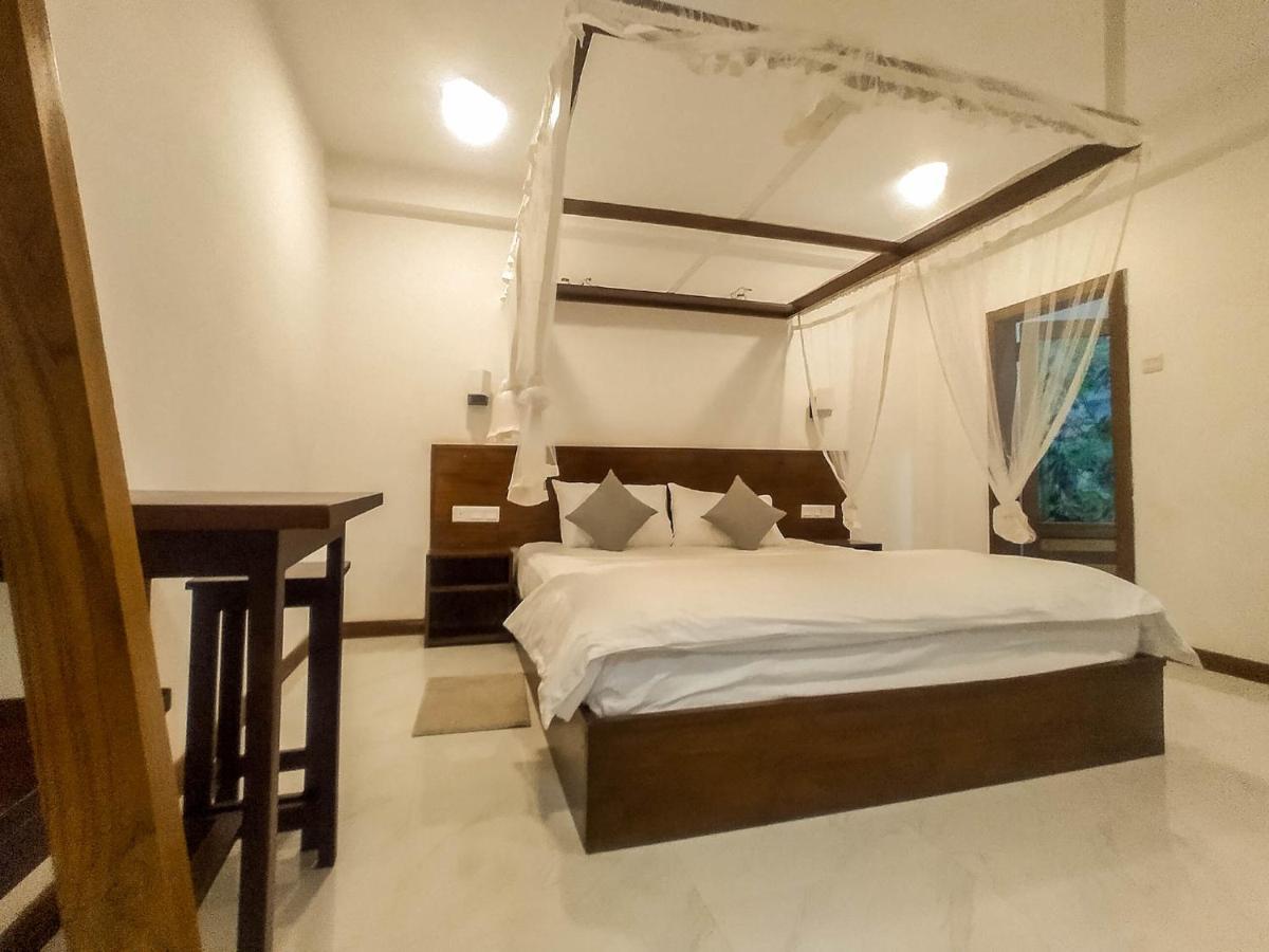 Once In Ella Hotel Ngoại thất bức ảnh